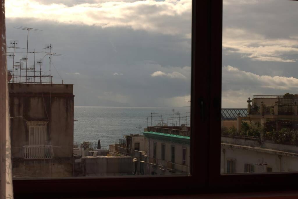 La finestra sul golfo Nápoles Exterior foto