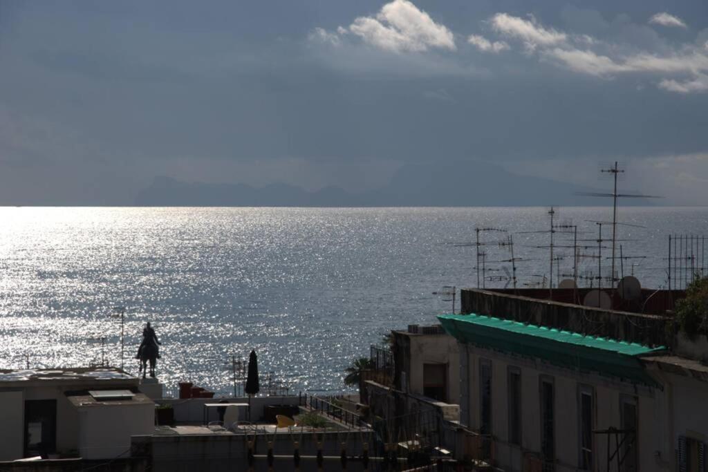 La finestra sul golfo Nápoles Exterior foto